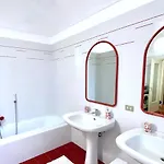 Casa Indipendente Con Terrazza, Monferrato Casa de Férias *
