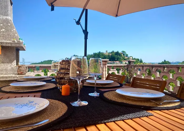 Casa Indipendente Con Terrazza, Monferrato Prázdninový dům *