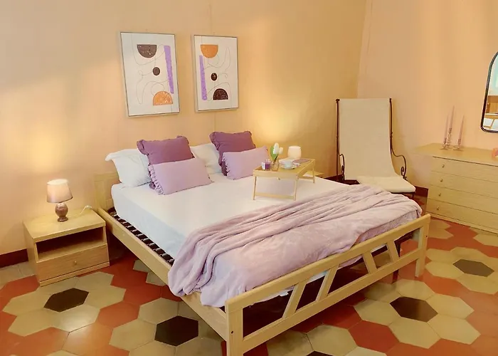 Casa Indipendente Con Terrazza, Monferrato * Serralunga di Crea