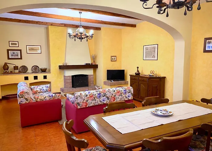 度假居 Casa Indipendente Con Terrazza, Monferrato Serralunga di Crea